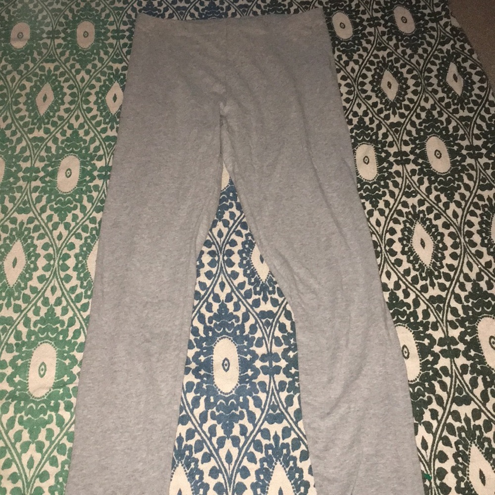 Gray leggings
